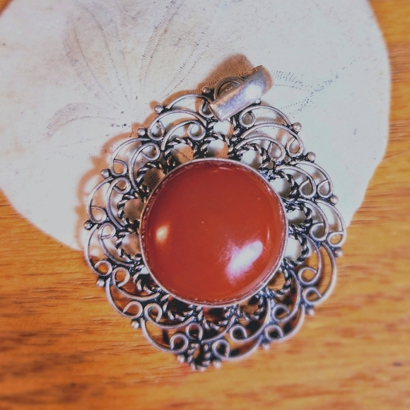 Lovely, Victorian-Style, Natural Carnelian Cab Pndnt. 925 Sterling Pltd - Picture 5 of 5